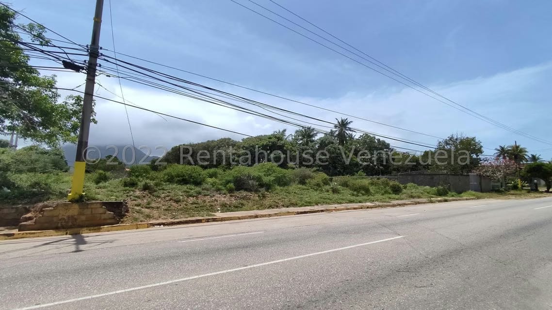 Terreno (Comercial) en Venta en Playa El Agua, Nueva Esparta - 4