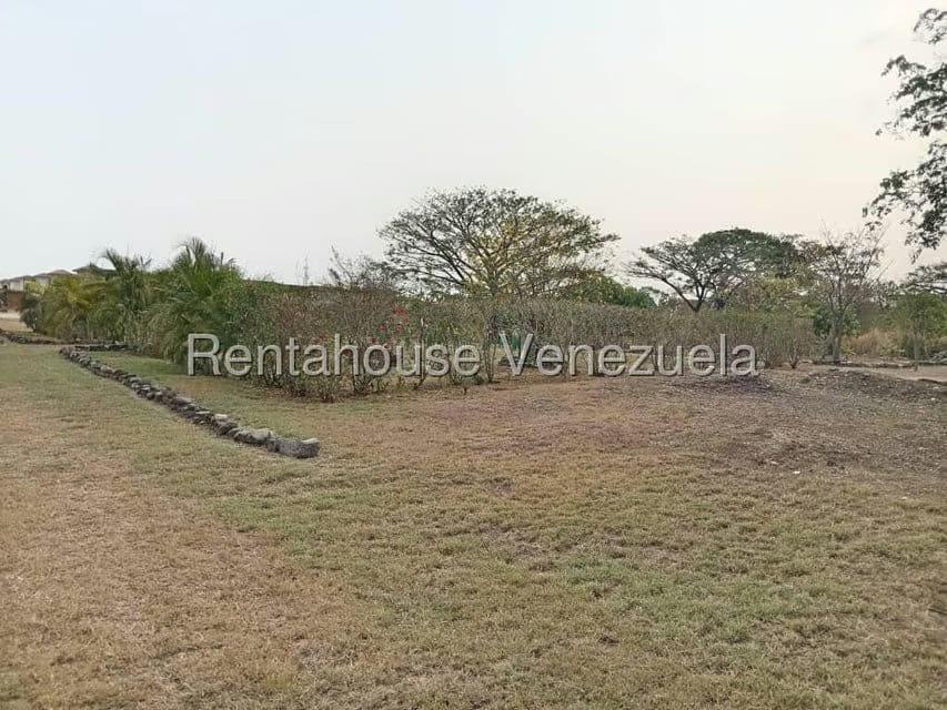 Terreno (Comercial) en Venta en Flor Amarillo, Carabobo - 11