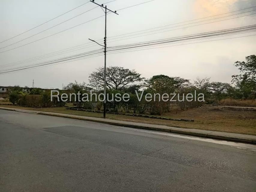 Terreno (Comercial) en Venta en Flor Amarillo, Carabobo - 14
