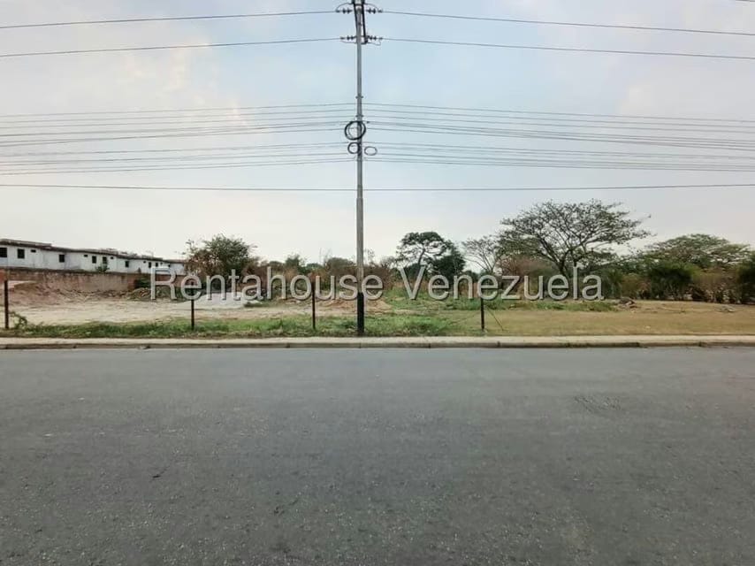 Terreno (Comercial) en Venta en Flor Amarillo, Carabobo - 17