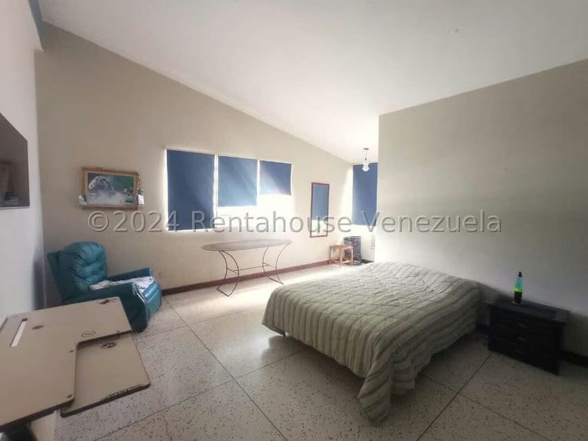 Casa (Duplex) en Venta en Trigal Centro, Carabobo - 26