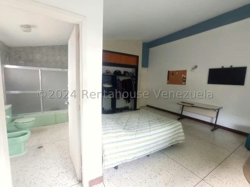 Casa (Duplex) en Venta en Trigal Centro, Carabobo - 28