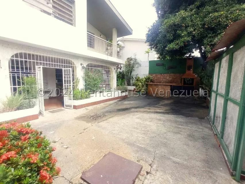 Casa (Duplex) en Venta en Trigal Centro, Carabobo - 44