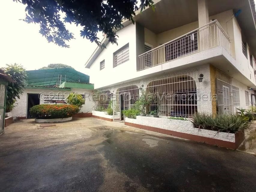 Casa (Duplex) en Venta en Trigal Centro, Carabobo - 48