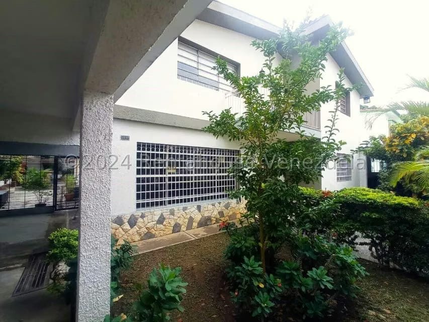 Casa (Duplex) en Venta en Trigal Centro, Carabobo - 50