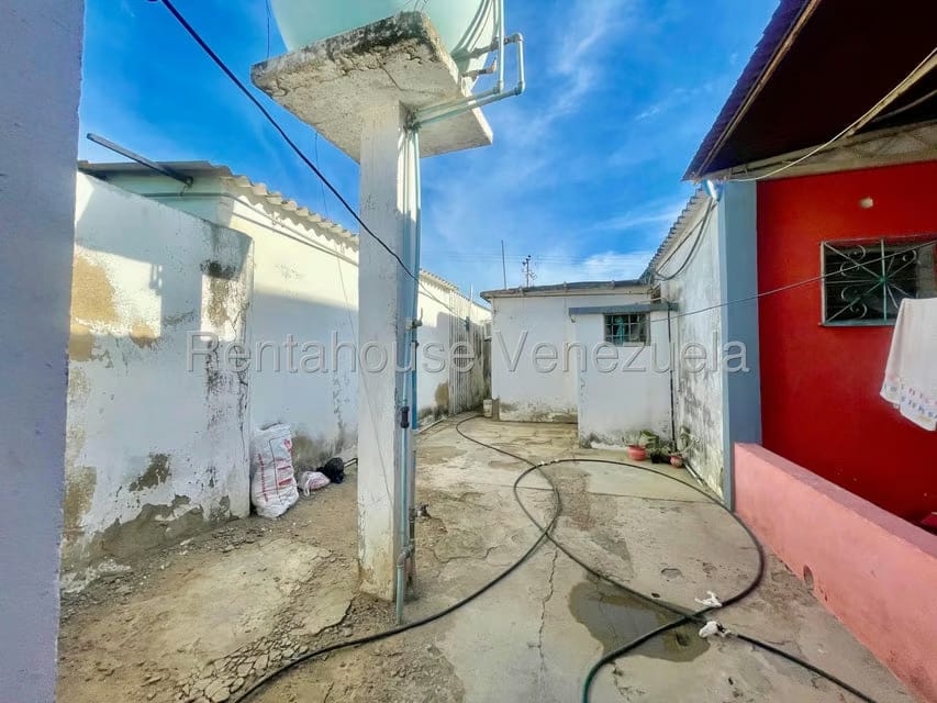 Casa (1 Nivel) en Venta en Caja de Agua, Falcon - 17