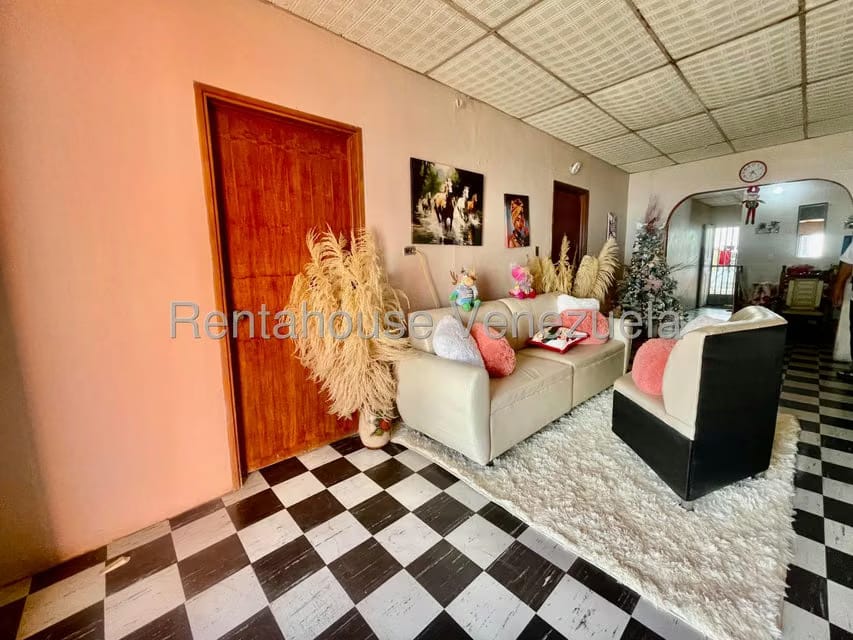 Casa (1 Nivel) en Venta en Caja de Agua, Falcon - 3