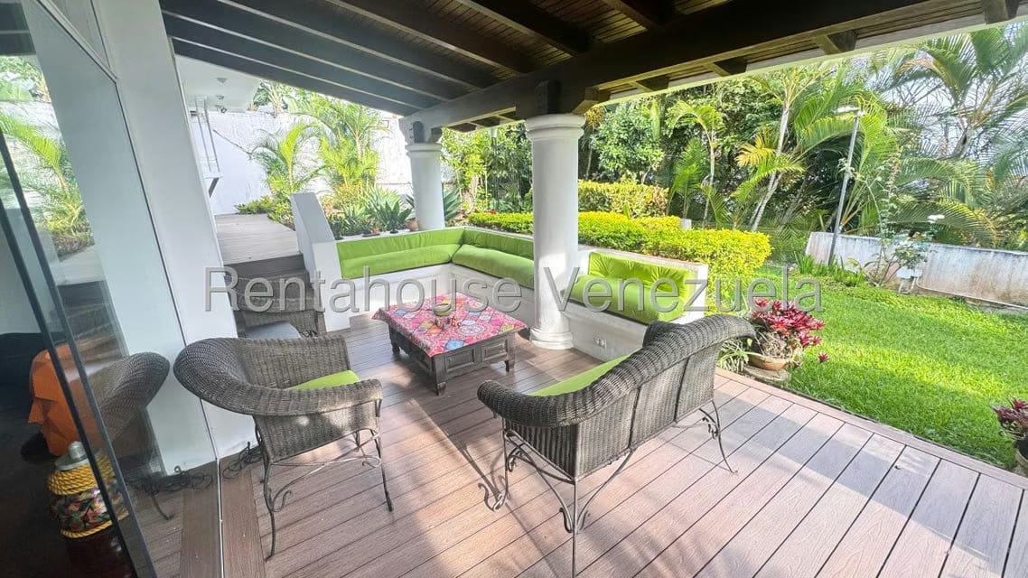 Casa (Multipes Niveles) en Venta en Alto Hatillo, Distrito Metropolitano - 36