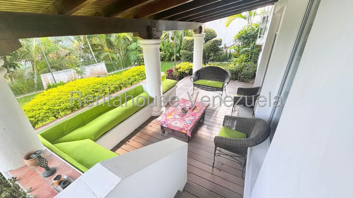 Casa (Multipes Niveles) en Venta en Alto Hatillo, Distrito Metropolitano - 37