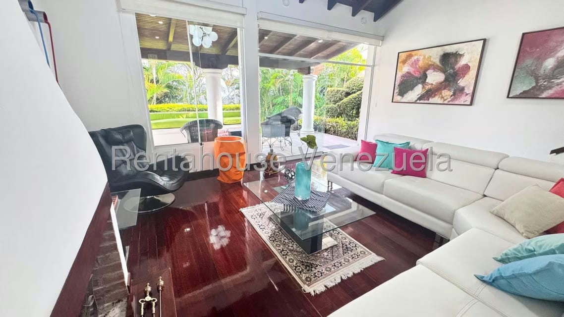 Casa (Multipes Niveles) en Venta en Alto Hatillo, Distrito Metropolitano - 5