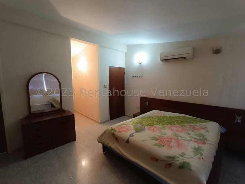 Casa (Multipes Niveles) en Venta en La Mora II, Aragua - 19