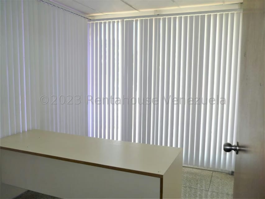 Comercial (Local Comercial) en Venta en Urbanizacion Industrial Santa Cruz, Aragua - 6