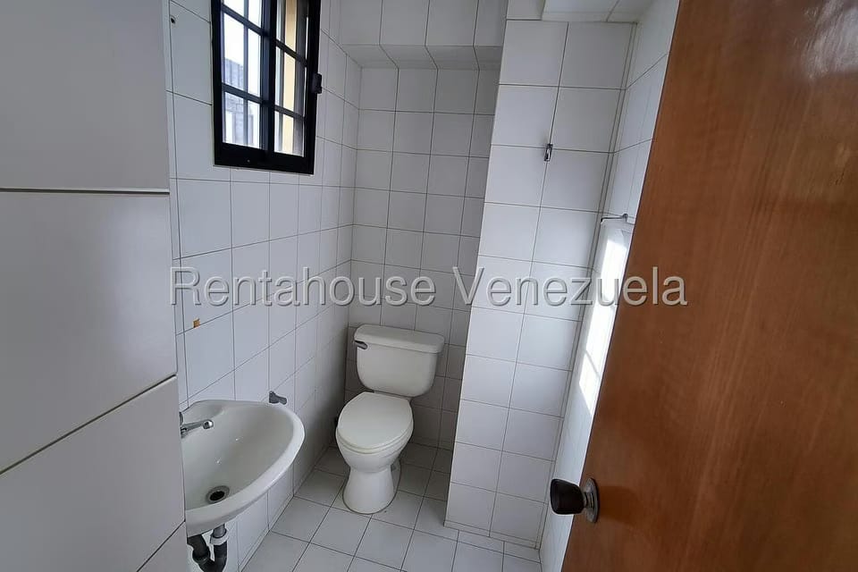 Comercial (Oficina) en Venta en Parroquia La Candelaria, Distrito Metropolitano - 4