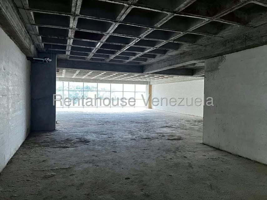 Comercial (Oficina) en Alquiler en Los Naranjos del Cafetal, Distrito Metropolitano - 8