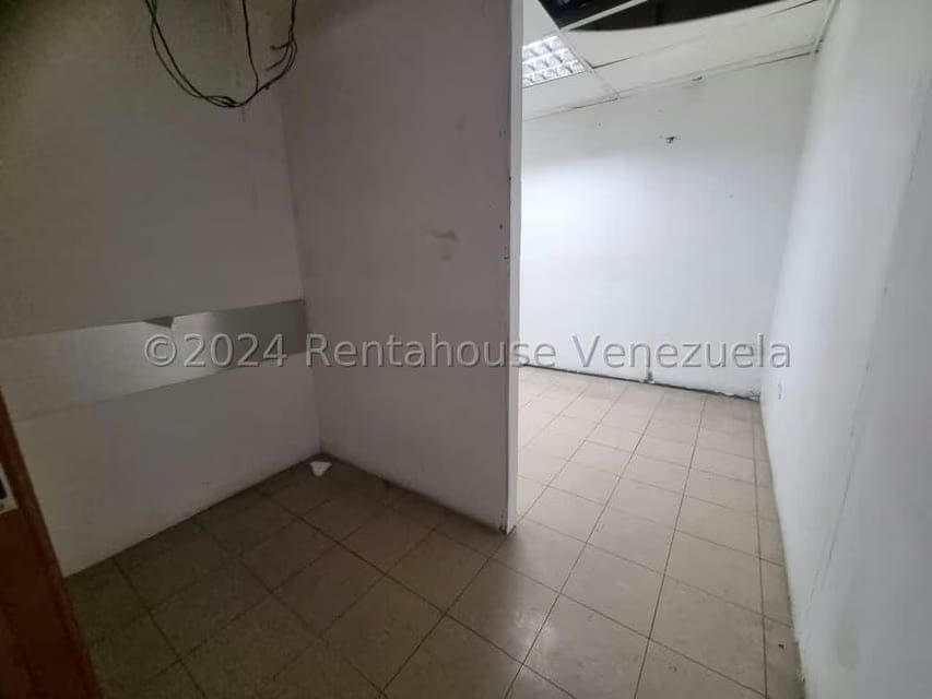 Comercial (Local Comercial) en Venta en Centro, Lara - 18
