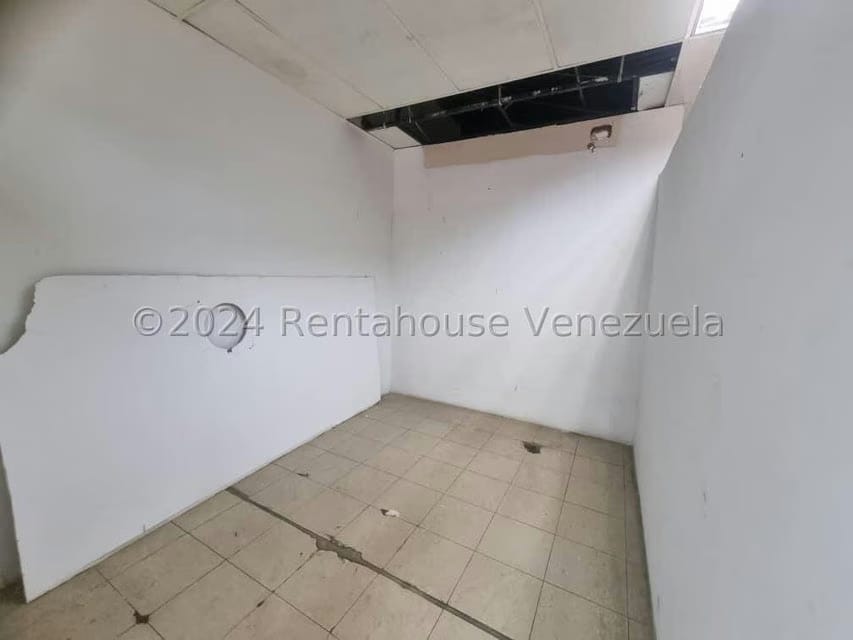 Comercial (Local Comercial) en Venta en Centro, Lara - 26