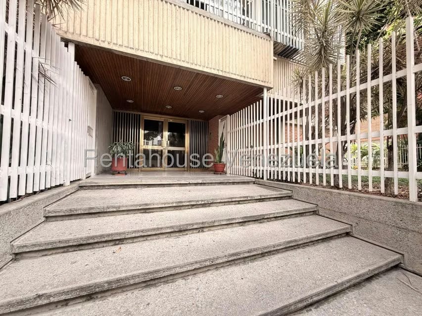 Apartamento (1 Nivel) en Venta en Montalban II, Distrito Metropolitano - 2