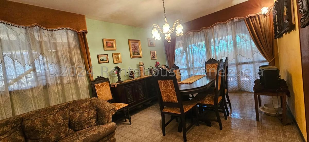 Casa (Multipes Niveles) en Venta en La Boyera, Distrito Metropolitano - 2