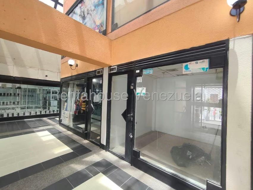 Comercial (Local Comercial) en Alquiler en Zona Centro, Aragua - 17