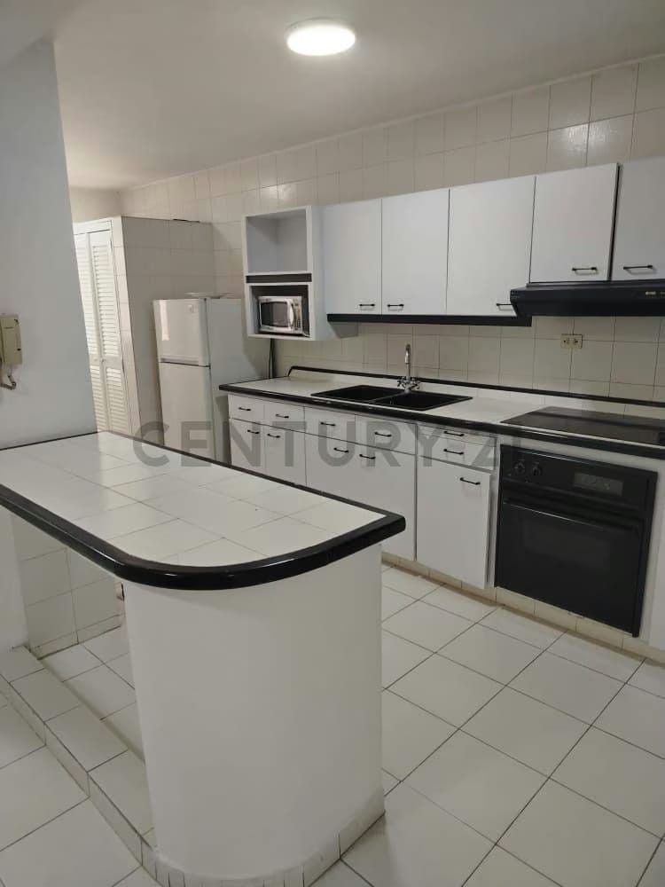 en alquiler Apartamento Amoblado en Urb Valles de Camoruco - 22