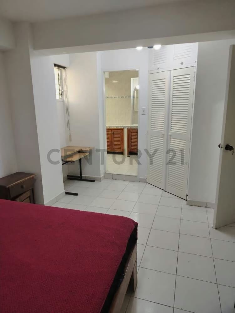 en alquiler Apartamento Amoblado en Urb Valles de Camoruco - 26