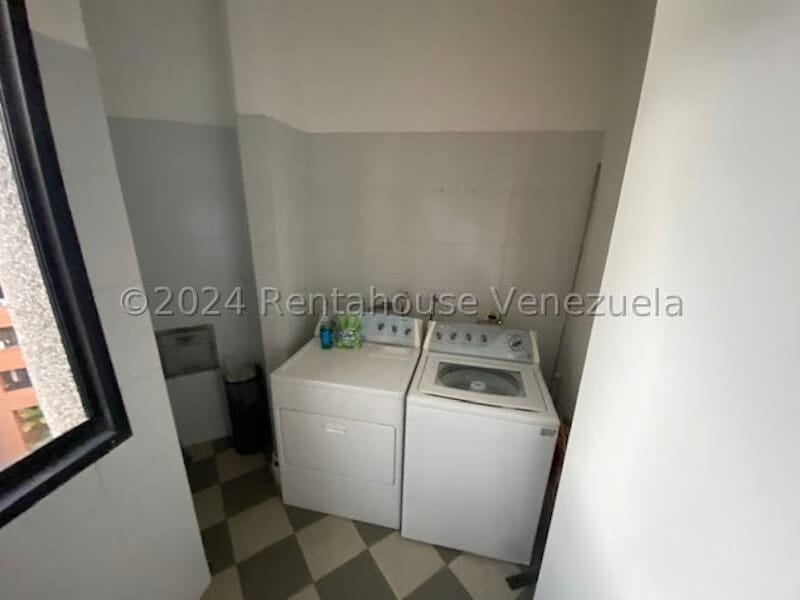Apartamento (Multiples Niveles) en Venta en Los Samanes, Distrito Metropolitano - 11