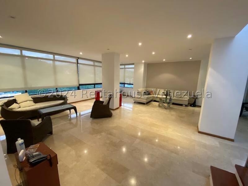 Apartamento (Multiples Niveles) en Venta en Los Samanes, Distrito Metropolitano - 3