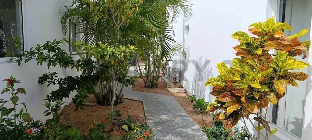 Town House listo para habitar, en direccion a Playa El Agua Isla de Margarita - 13