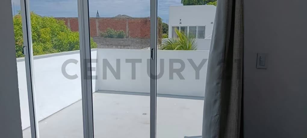 Town House listo para habitar, en direccion a Playa El Agua Isla de Margarita - 22