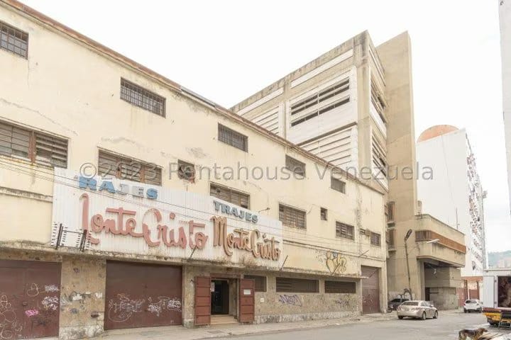 EDIFICIO EN VENTA – ELENA MARIN NOBREGA