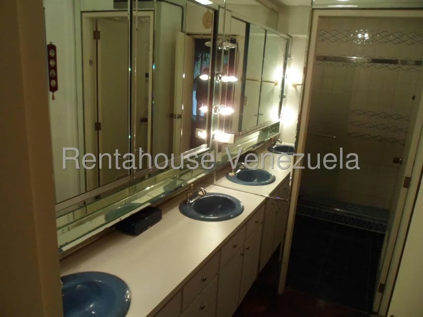 Apartamento (1 Nivel) en Venta en El Hatillo, Distrito Metropolitano - 11