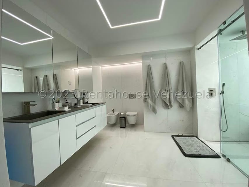 Apartamento (1 Nivel) en Venta en Altamira, Distrito Metropolitano - 21