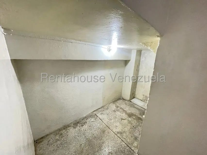 Comercial (Local Comercial) en Alquiler en Chacao, Distrito Metropolitano - 38