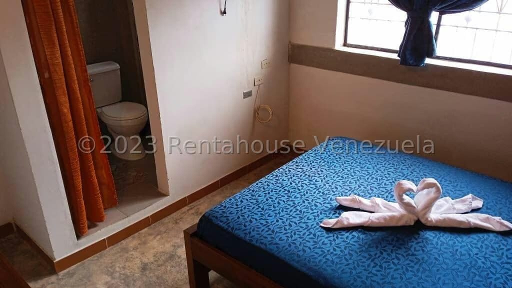 Casa (Duplex) en Venta en Juan Diaz, Trujillo - 32