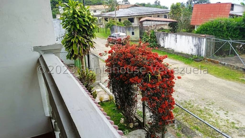Casa (Duplex) en Venta en Juan Diaz, Trujillo - 42