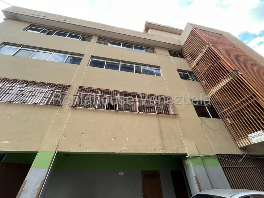 Terreno (Comercial) en Venta en La Urbina, Distrito Metropolitano - 2