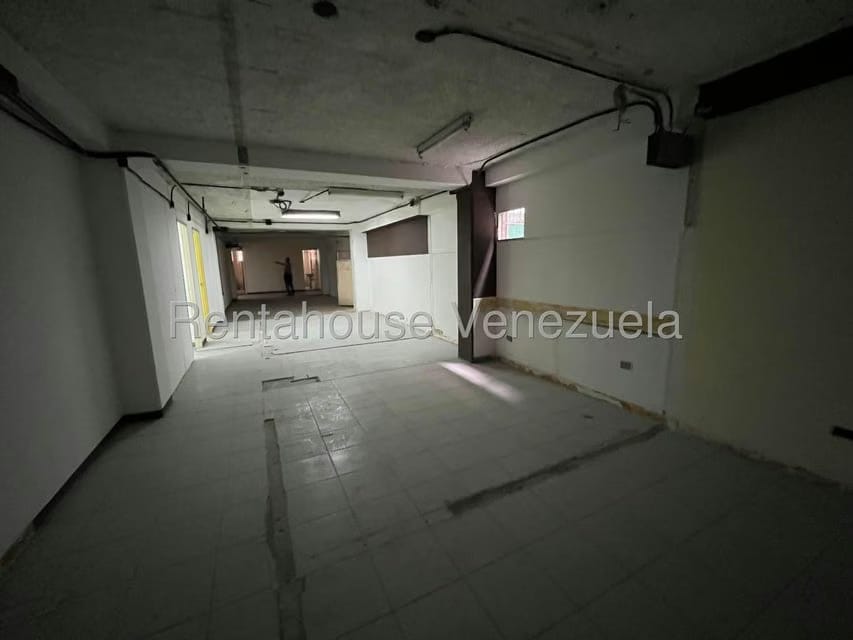 Terreno (Comercial) en Venta en La Urbina, Distrito Metropolitano - 39