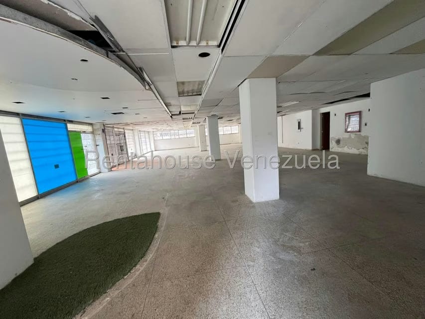 Terreno (Comercial) en Venta en La Urbina, Distrito Metropolitano - 9