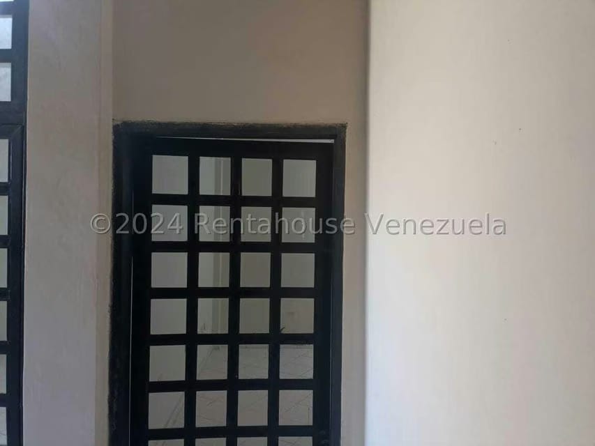 Comercial (Local Comercial) en Alquiler en Centro, Lara - 3