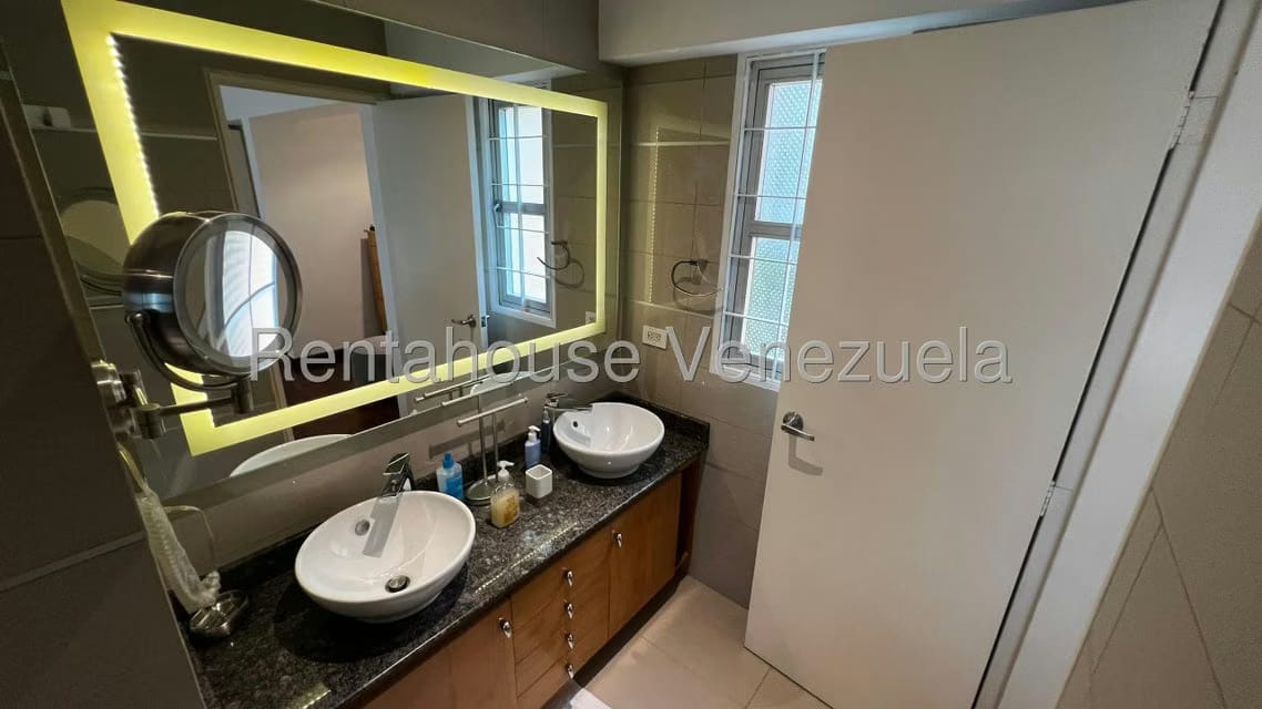 Apartamento (1 Nivel) en Venta en Colinas de Valle Arriba, Distrito Metropolitano - 20