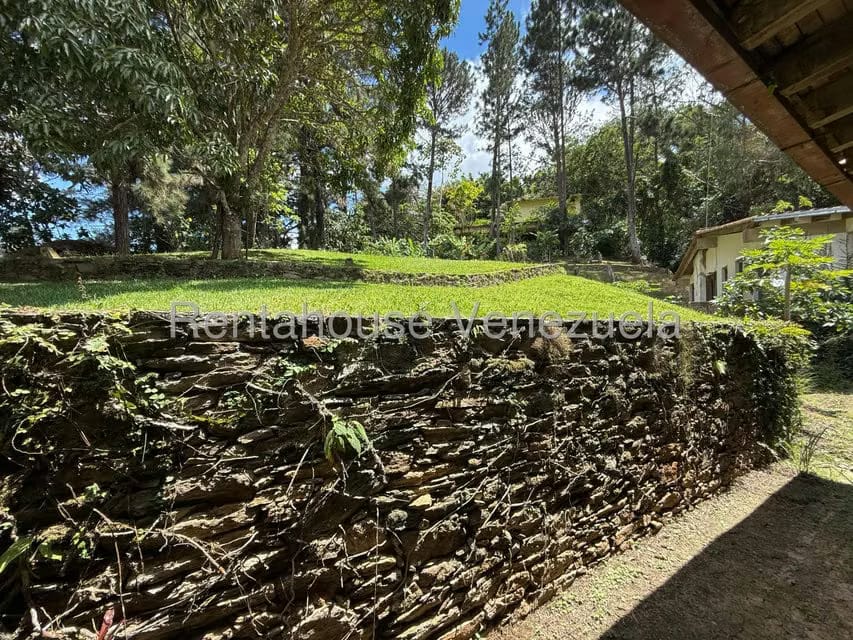 Casa (Multipes Niveles) en Venta en Oripoto, Distrito Metropolitano - 32