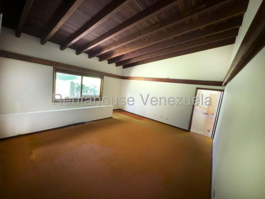 Casa (Multipes Niveles) en Venta en Oripoto, Distrito Metropolitano - 37