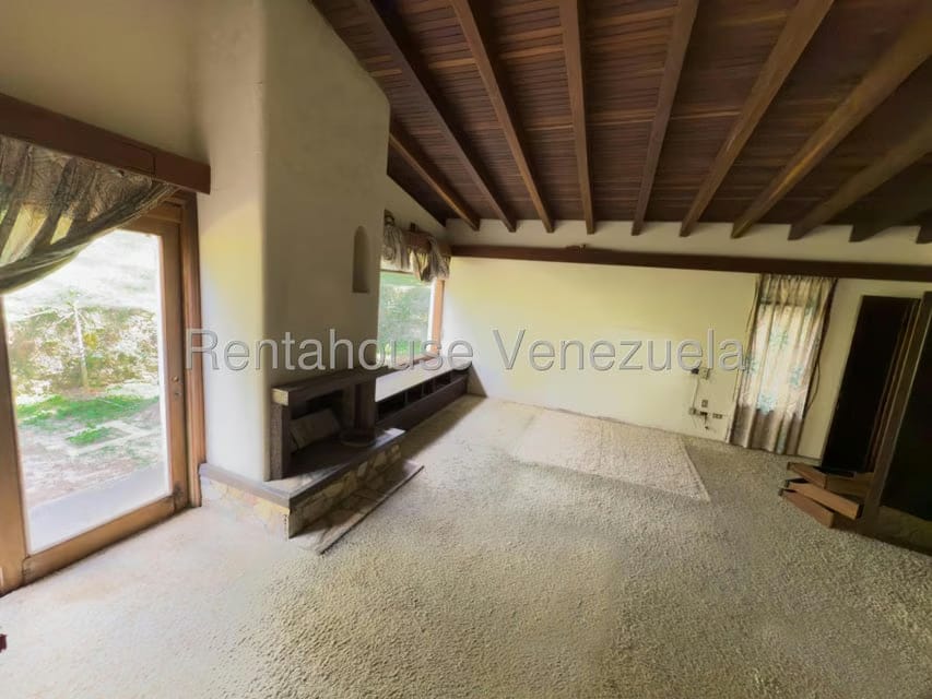 Casa (Multipes Niveles) en Venta en Oripoto, Distrito Metropolitano - 66