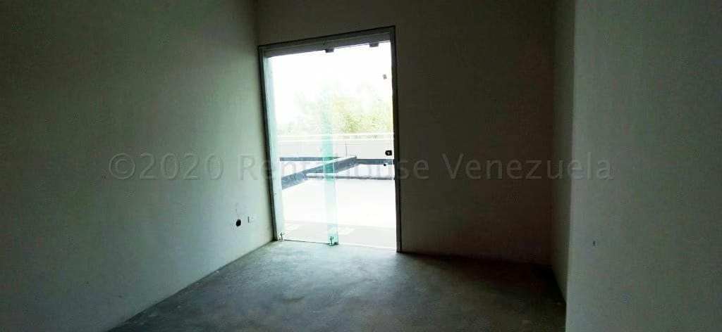 Apartamento (1 Nivel) en Venta en La Lagunita Country Club, Distrito Metropolitano - 10