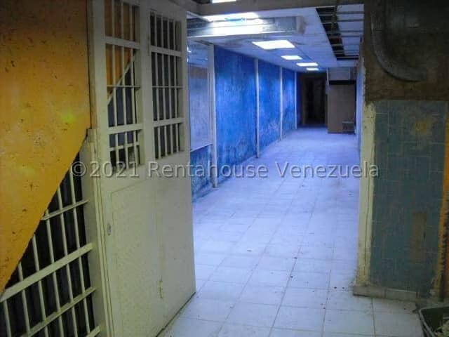 Comercial (Galpon - Deposito) en Venta en Hacienda Caucaguita, Miranda - 24