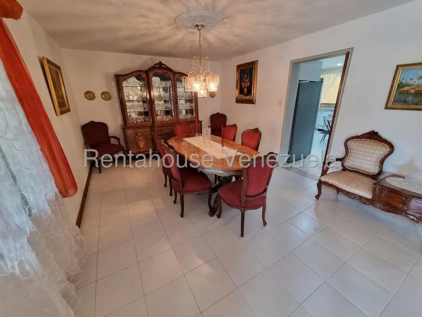 Casa (Multipes Niveles) en Venta en Colinas de Bello Monte, Distrito Metropolitano - 24