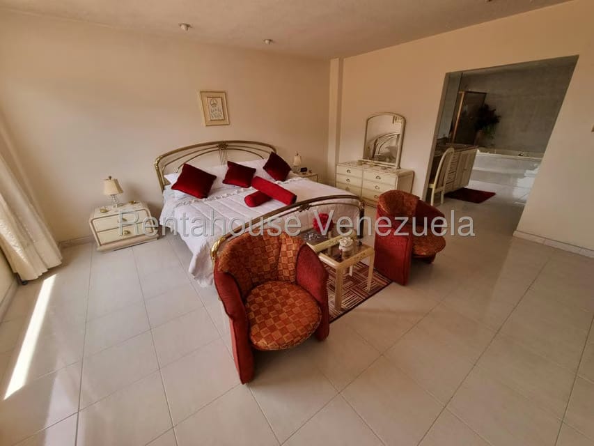 Casa (Multipes Niveles) en Venta en Colinas de Bello Monte, Distrito Metropolitano - 38