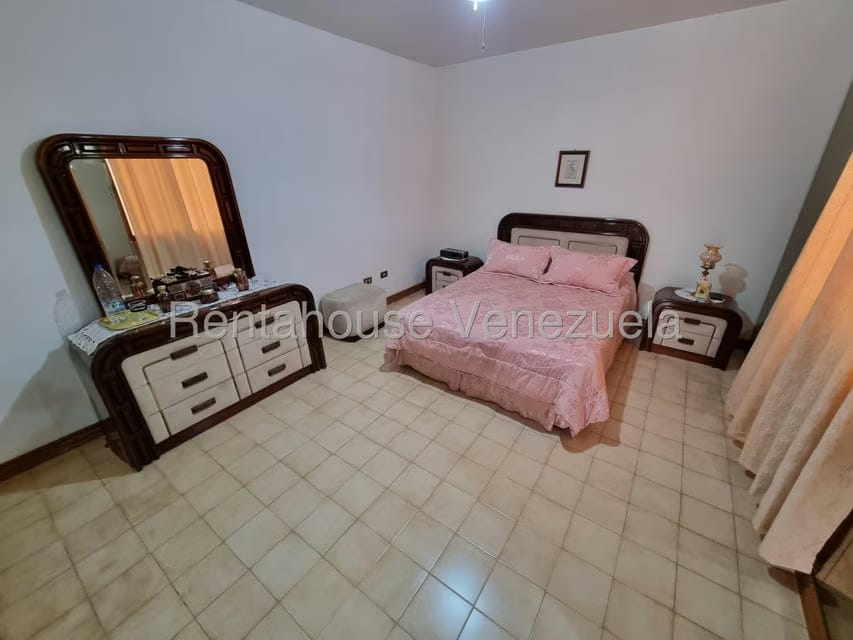 Casa (Multipes Niveles) en Venta en Colinas de Bello Monte, Distrito Metropolitano - 50