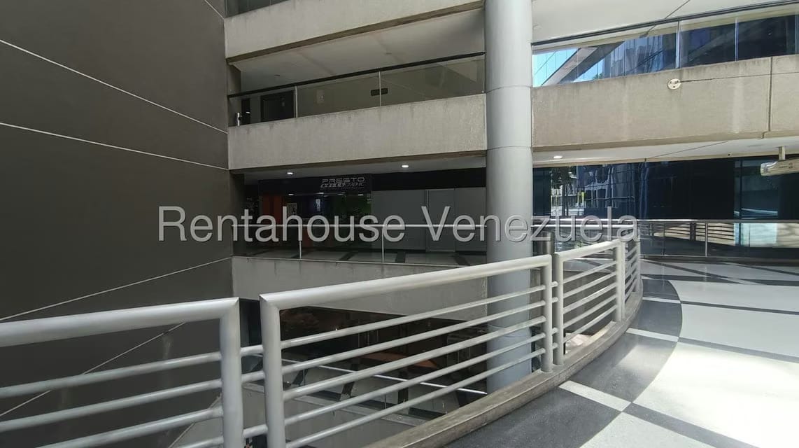 Comercial (Local Comercial) en Alquiler en El Rosal, Distrito Metropolitano - 14