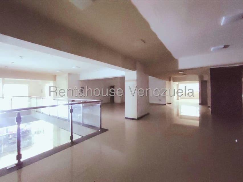 Comercial (Local Comercial) en Venta en Avenida 19 de Abril, Aragua - 15